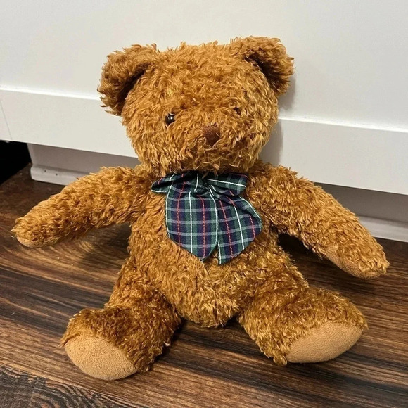 Melissa and Doug Christman Teddy Bear - Picture 1 of 5